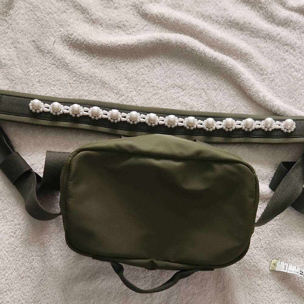 Green Utility Belt Bag with Pearl Accents - Picture 2 of 4
